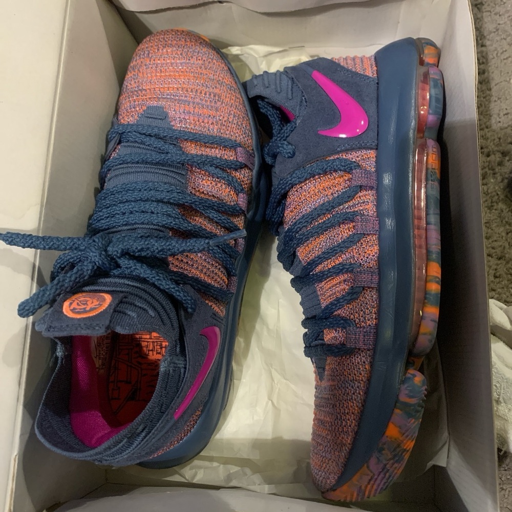Nike KD Multicolor Knit Sneakers